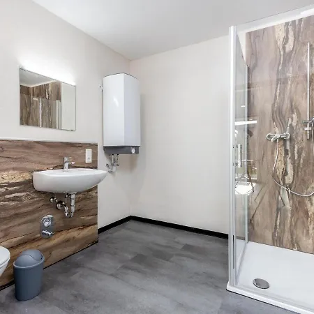 Inviting Bungalow In With Terrace Vakantiehuis Hallschlag